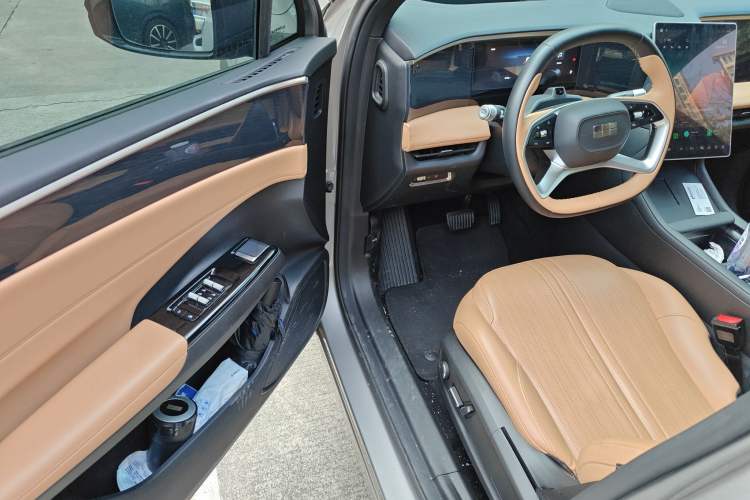 Used Geely Galaxy L7 2023 1.5T 115 km Starship
