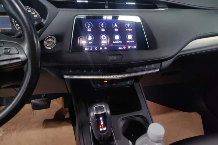 Used Cadillac XT4 2018 28T Two-Wheel Drive Leading Version