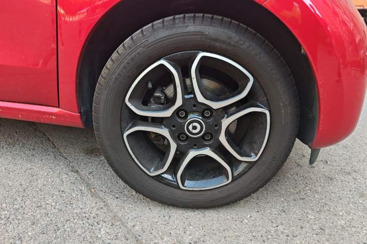 Used smart forfour 2016 0.9T 66 kW Pioneer Edition