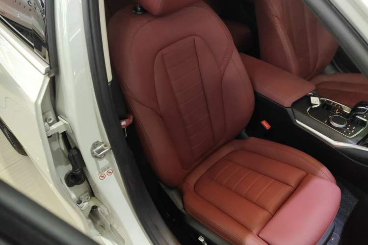 Used BMW 3 Series 2021 Restyled 325i M Sport Package
