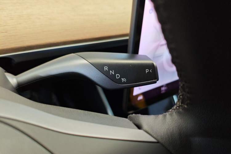 Used Tesla Model 3 2019 Standard Range Rear-Drive Upgraded Version