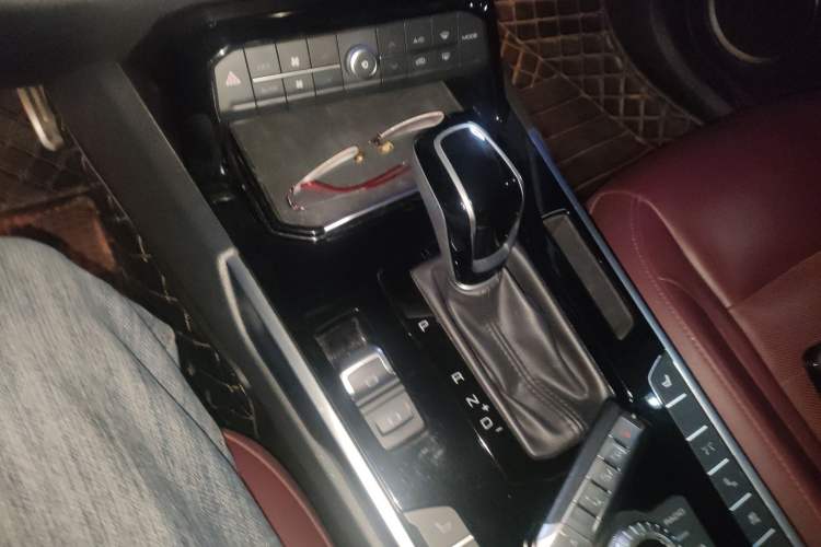 Used Wey VV7 2017 2.0T Flagship Model