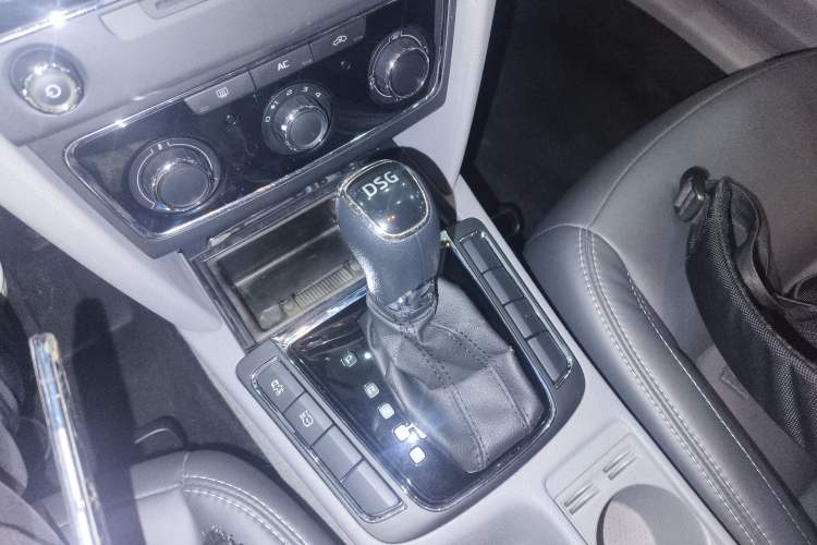 Used Skoda Superb 2013 1.4TSI DSG Sport Edition