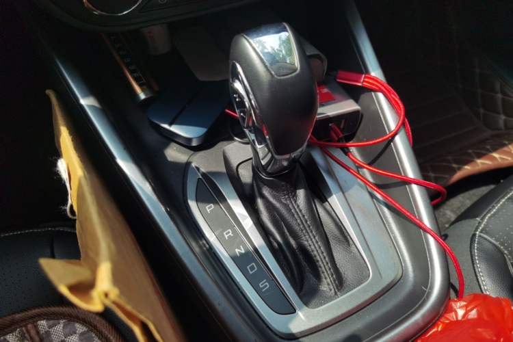 Used Ford Escort 2015 1.5L Automatic Fashion Model