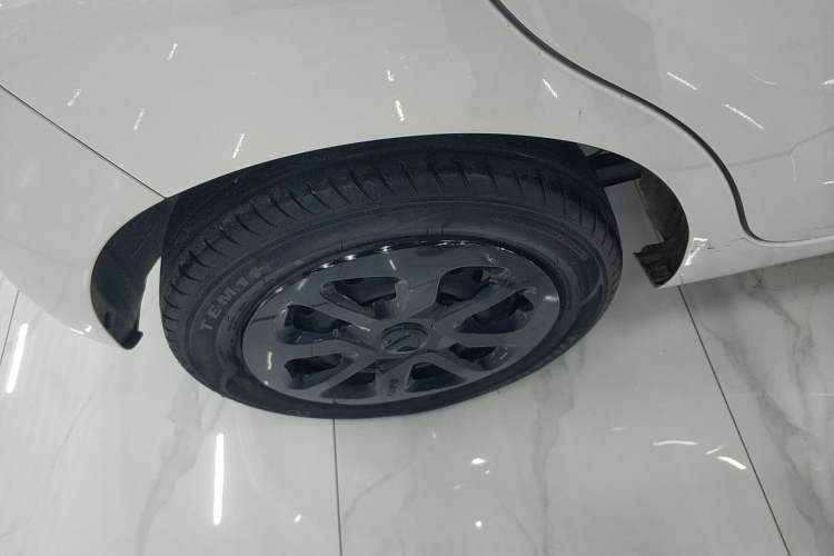 Used JMEV Xiao Qilin 2022 Heart-Pounding Edition Exterior 5