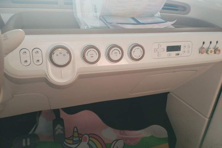 Used Bestune Pony 2026 222km Colorful Horse Audio And AC Panel