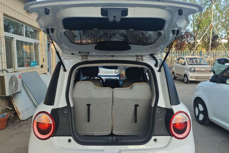 Used CHANGAN NEVO Lumin 2024 130km Qingyue Version Trunk