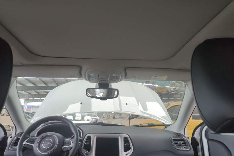 Used Jeep Compass 2017 200T Automatic Family Edition