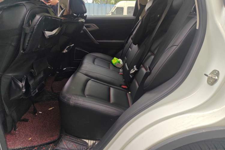 Used Geely Auto Emgrand X7 Sport 2020 1.8TD DCT Two-Wheel Drive Smart Connect 4G-Enabled Version Left Rear Seat