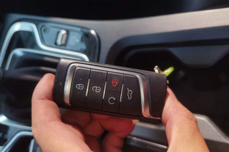 Used GAC Trumpchi M6 2021 PRO 270T Automatic Luxury Edition