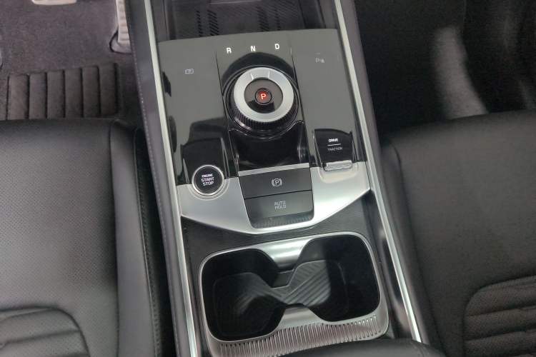 Used Kia Sportage (Chinese Domestic Model) 2023 2.0T Two-Wheel-Drive Prestige Edition
