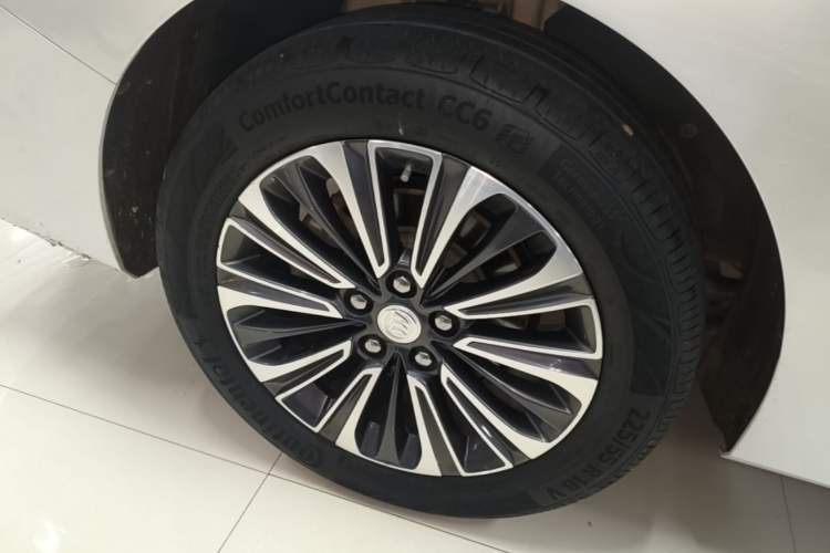 Used Buick GL8 2020 ES Land Cruiser 653T Luxury Model
