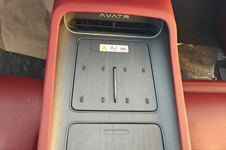 Used Avatr 12 2025 Updated Ultra All-Electric Four-Wheel Drive Interior 1