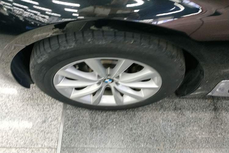 Used BMW 7 Series 2016 730Li Leading Model
