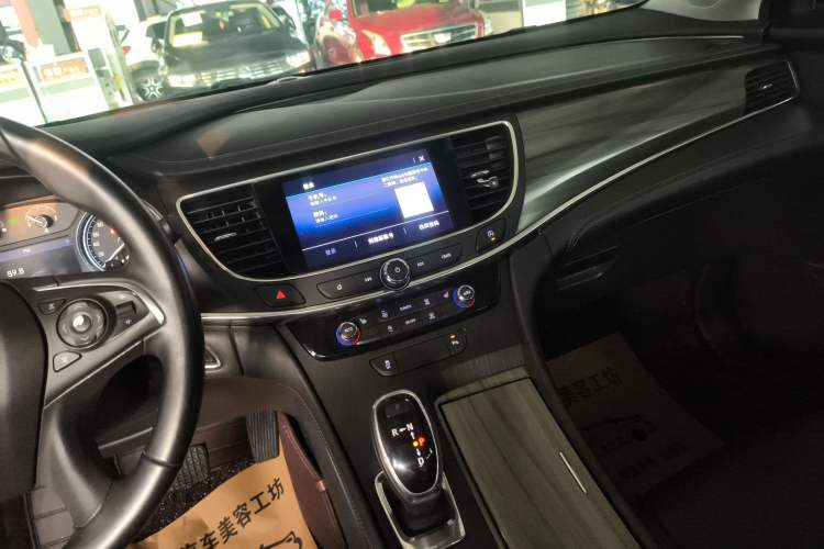 Used Buick LaCrosse 2021 552T Luxury Version Audio And AC Panel