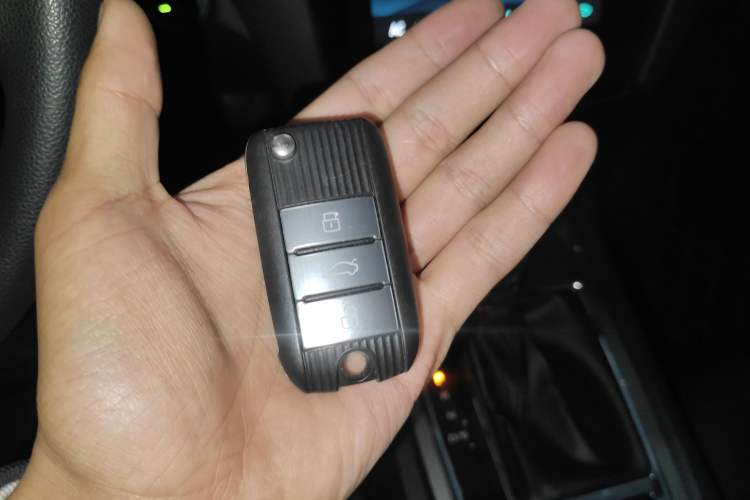 Used Roewe i6 2020 PLUS 1.6L CVT 4G Connected Glory Flagship Edition Vehicle Key