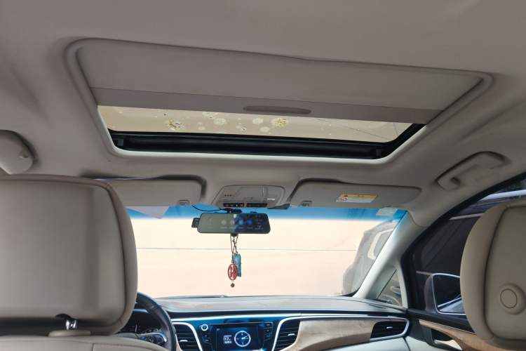 Used Buick GL8 2018 ES 28T Comfort Model China VI Standard
