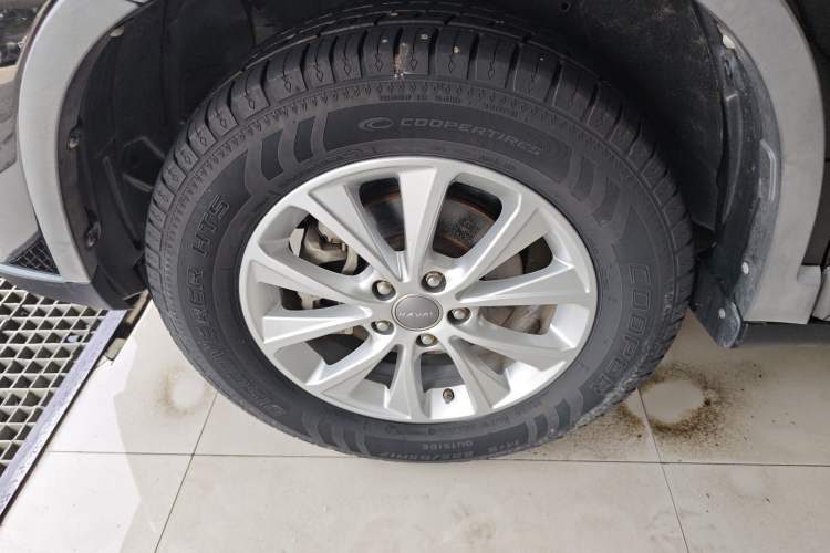 Used Haval H6 2018 Red-Label Sport Edition 1.5T Automatic Two-Wheel Drive Elite Model Left Front Wheel Hub