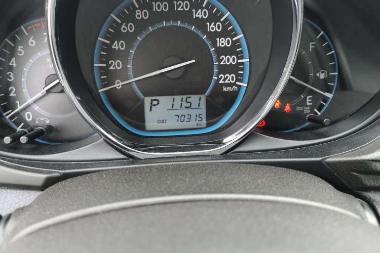 Used Toyota Vios 2014 1.3L Automatic Standard Edition Odometer Close Up