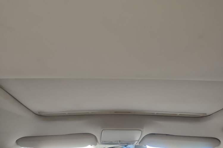 Used Volkswagen Bora 2014 1.4TSI Automatic Comfort Model Headliner