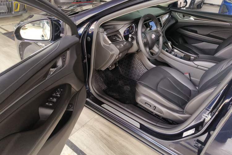 Used Buick LaCrosse 2022 552T Luxury Version