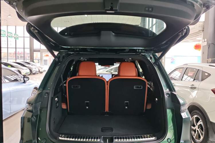 Used Li Auto L9 2022 Max model