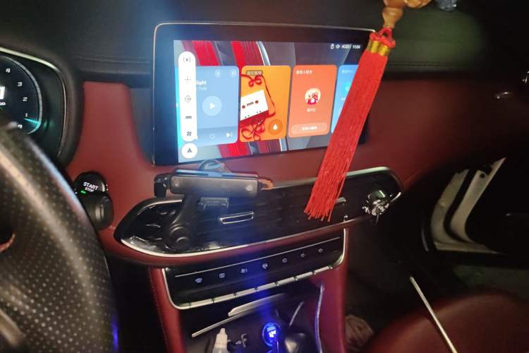 Used MG HS 2018 30T Automatic All-Wheel Drive Trophy Hormone-Infused Version China V Standard Audio And AC Panel