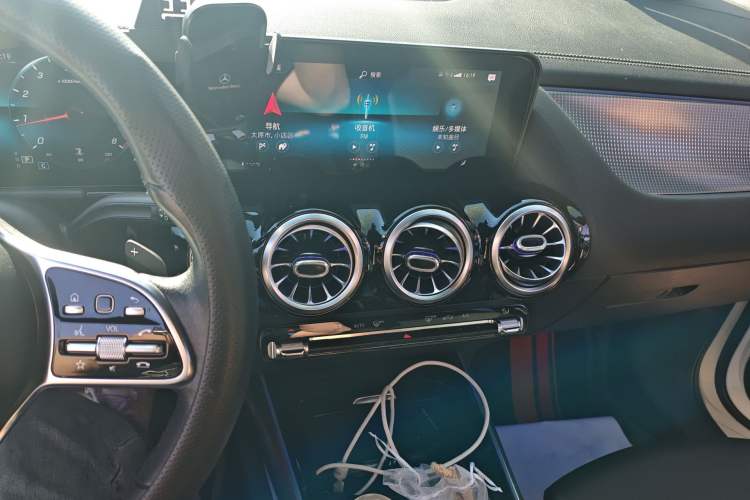 Used Mercedes-Benz GLA 2020 GLA 200 Audio And AC Panel