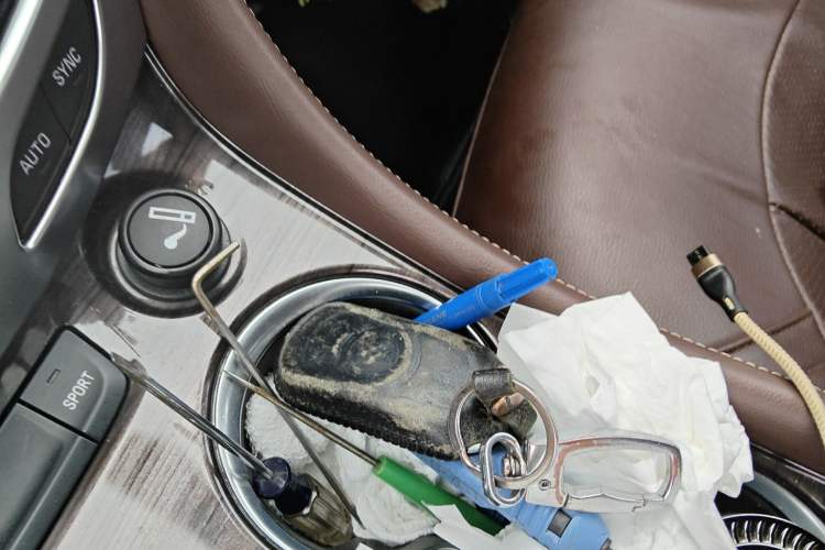 Used Buick Envision 2017 28T Four-Wheel Drive Elite Model Vehicle Key