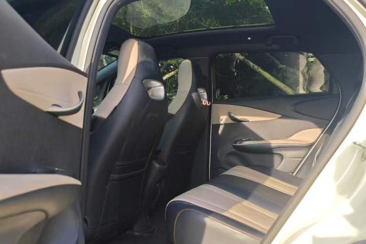 Used BYD Dolphin 2024 Honor Edition 420km Fashion Version
