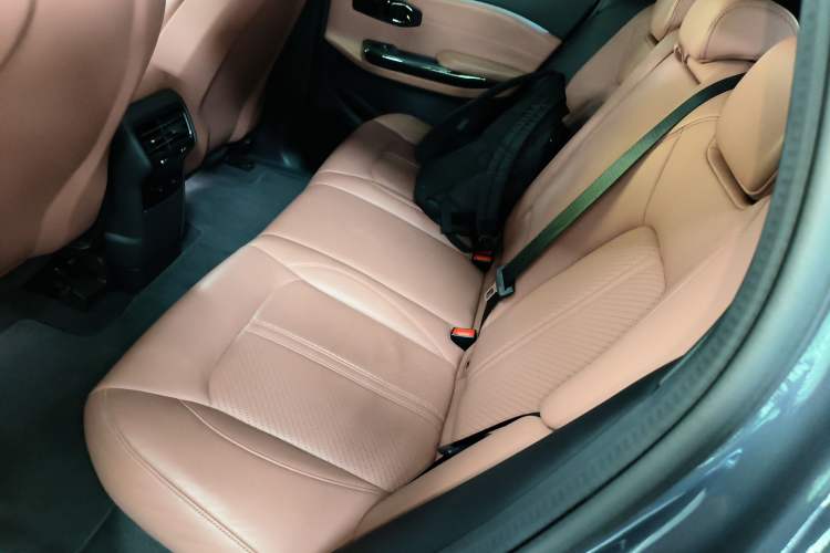 Used Nio EC6 2020 605 km Sport Edition
