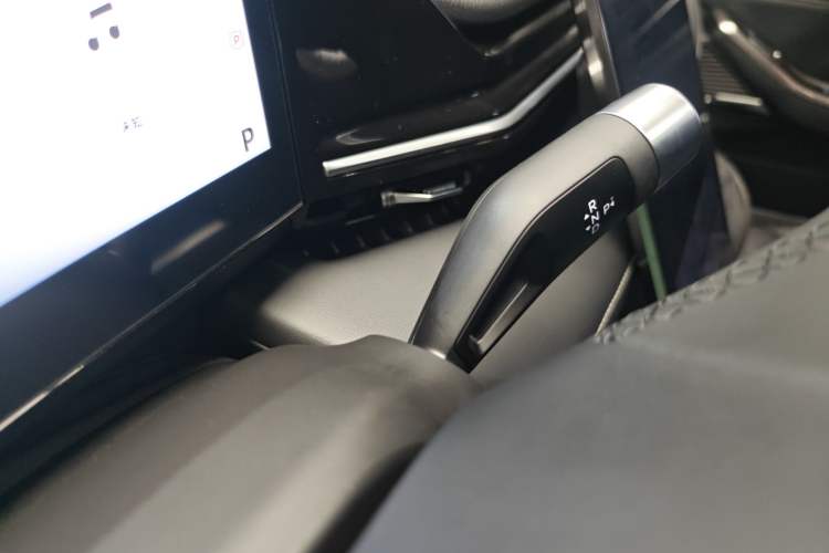 Used Geely Galaxy L6 2024 125km PLUS Dragon Edition