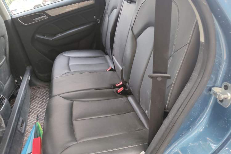 Used Roewe RX5 2018 20T Two-Wheel Drive Automatic Internet Smart Edition