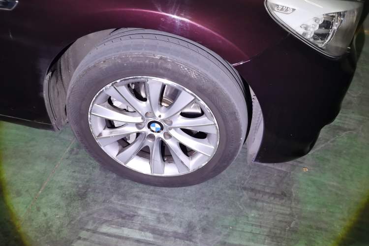 Used BMW 5 Series GT 2015 528i Leading Model