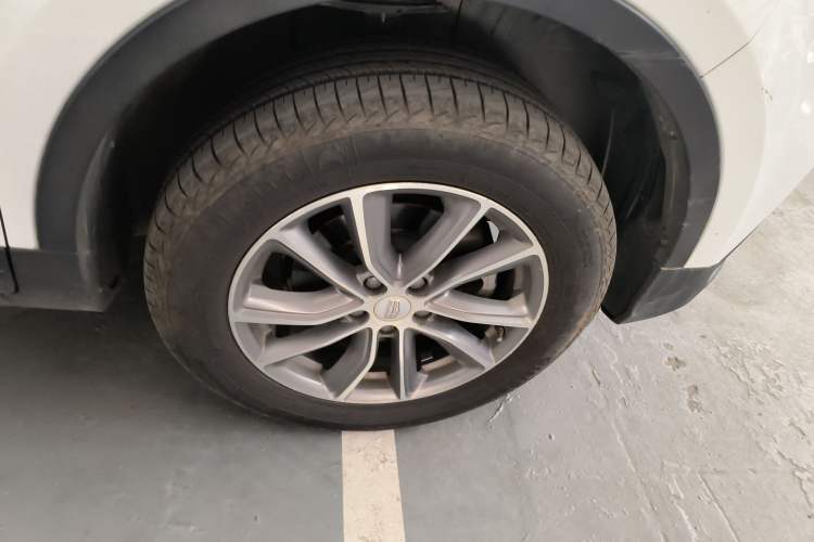 Used Geely Auto Emgrand X7 Sport 2020 1.8TD DCT Two-Wheel Drive Smart Connect 4G-Enabled Version