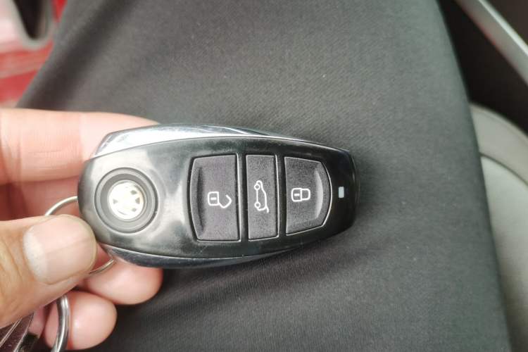 Used Volkswagen Touareg 2011 3.0 TSI Standard Version