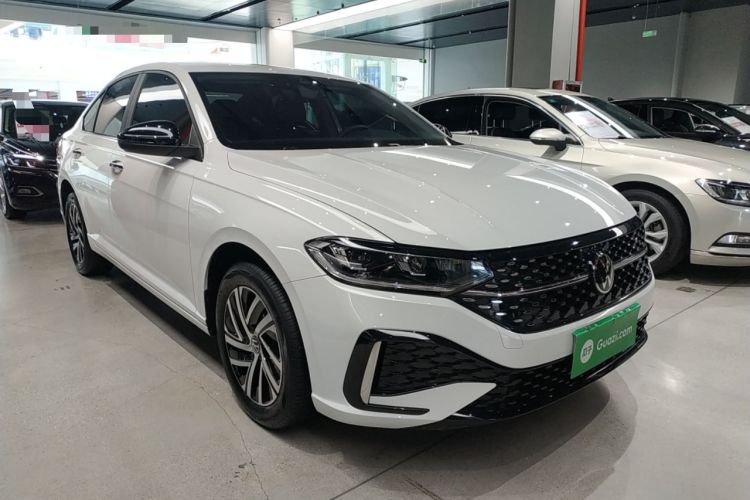 Used Volkswagen Lavida 2024 300TSI DSG Starry Sky Deluxe Edition Front Right 45 Deg