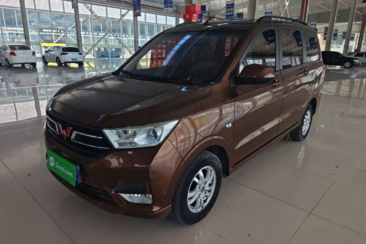 Used Wuling Hongguang 2019 1.5L S Comfort Edition China VI LAR