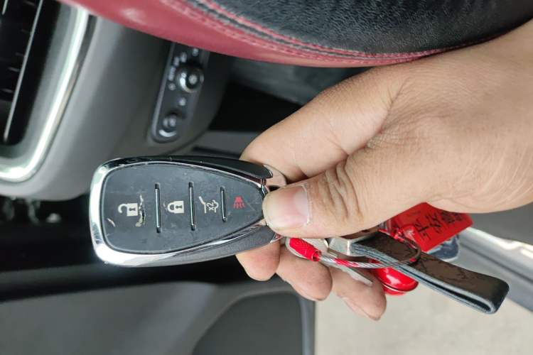 Used Chevrolet Equinox 2019 Redline 550T Automatic All-Wheel-Drive RS Model China VI Standard
