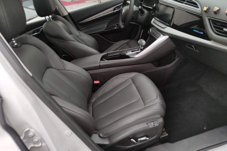 Used Dongfeng Aeolus AX7 2019 1.6T Automatic AI Navigation Model China V Standard Right Front Seat