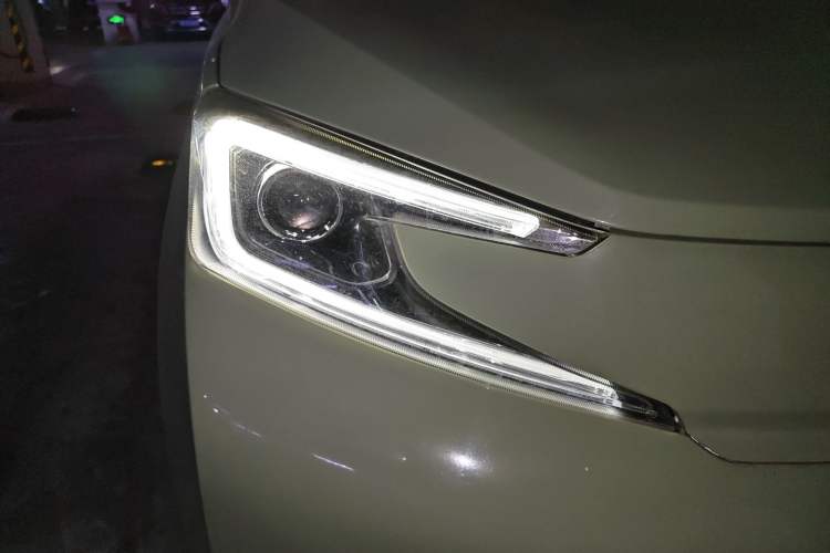 Used Electric House YOUNG Light XiaoXin 2021 L400 4-seater