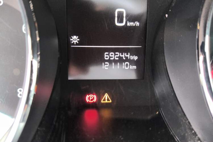 Used Volkswagen Lamando 2017 230TSI DSG Fashion Edition
