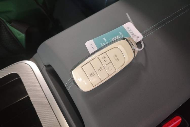 Used AION Y 2022 Plus 70 Tech Edition