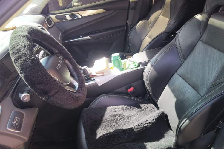 Used Lynk & Co 01 2019 2.0T Two-Wheel-Drive Pro Version China VI Standard Left Front Seat