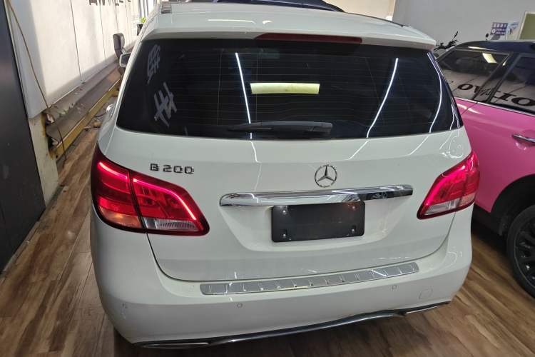 Used Mercedes-Benz B-Class 2015 B 200 Sport Edition
