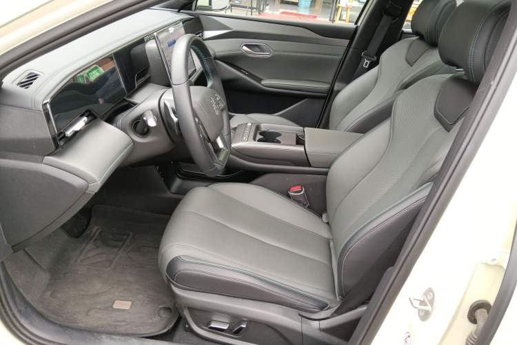 Used BYD Qin L 2025 EV 545KM Beyond Version