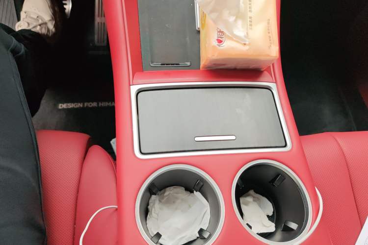 Used Hima Luxeed R7 2024 All-Electric 802 km Max Gear Lever