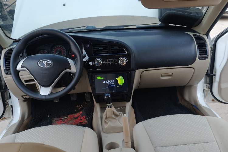 Used Soueast V3 Lingyue 2014 1.5L Manual Smart Edition Steering Wheel