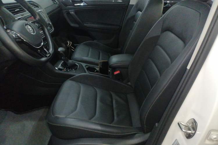 Used Volkswagen Tiguan L 2017 330TSI Automatic Two-Wheel Drive Luxury Edition
