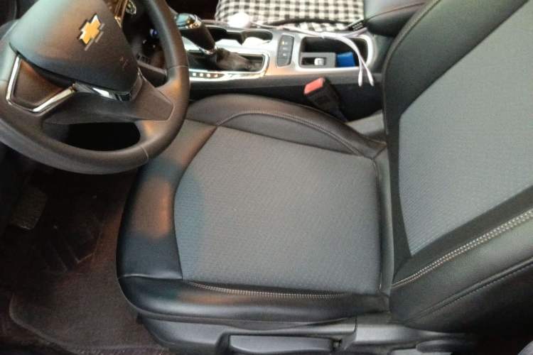 Used Chevrolet Cruze 2017 1.5L Hatchback Automatic Xuanfeng Edition
